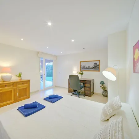 Chill Out On The Sea By Interhome Jávea