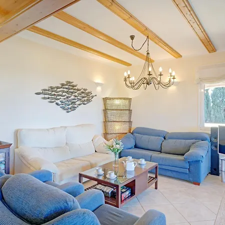 Chill Out On The Sea By Interhome Villa *